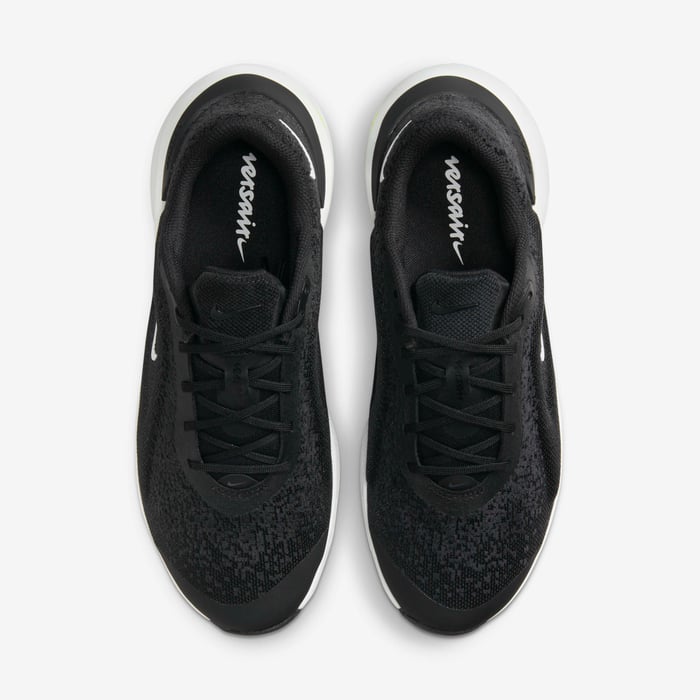 Nike Versair Premium