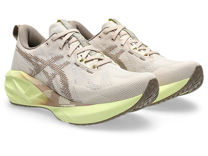 ASICS Novablast 5