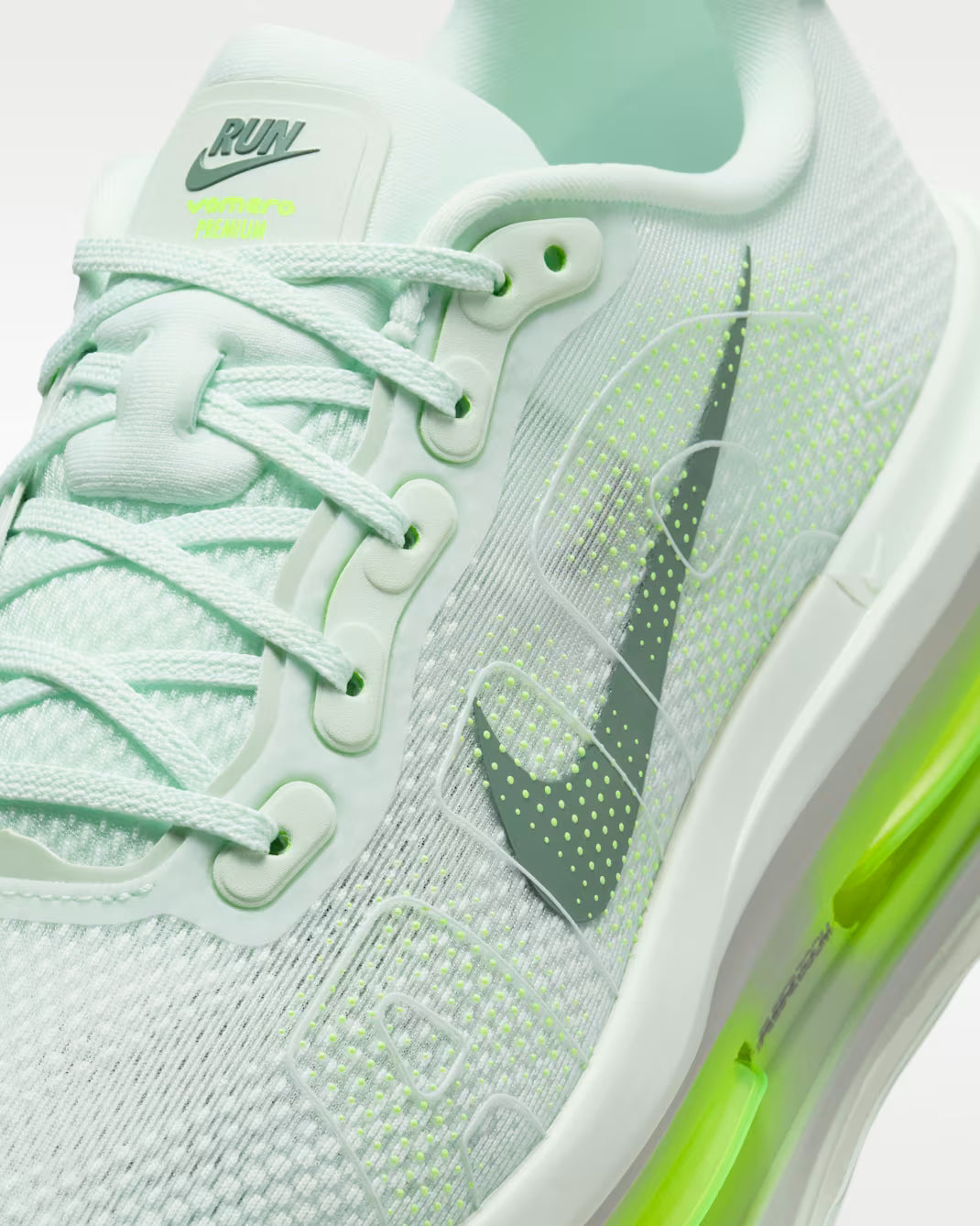 Nike Vomero Premium