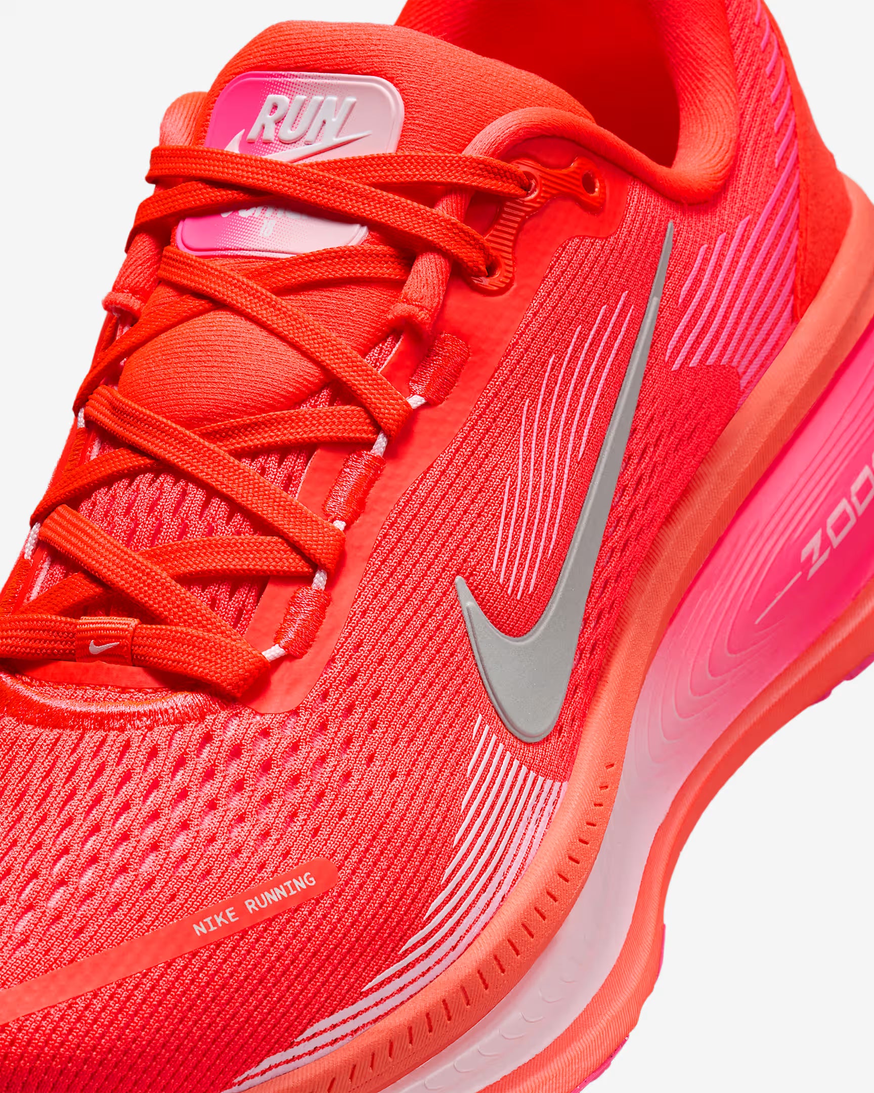 Nike Vomero 18