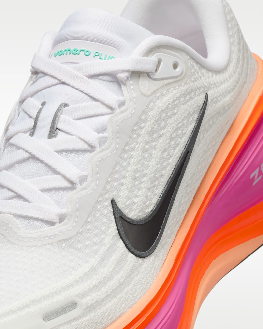Nike Vomero Plus