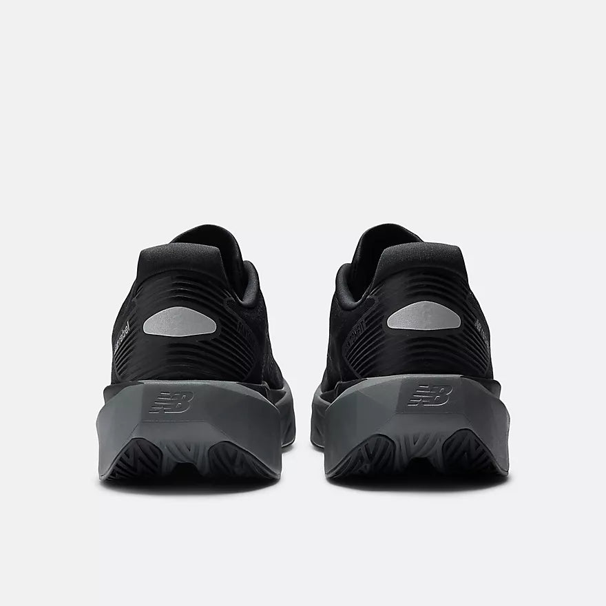 New balance FuelCell Rebel v5