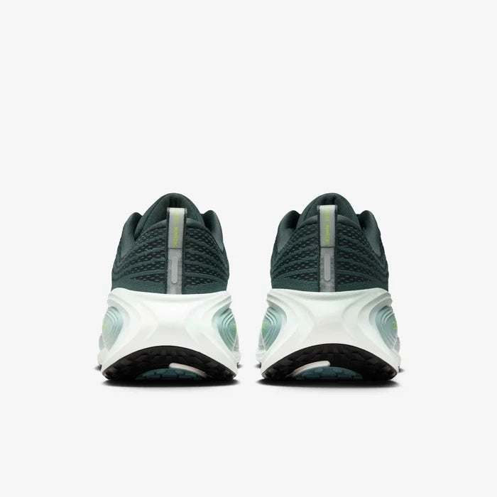 Nike Vomero Plus