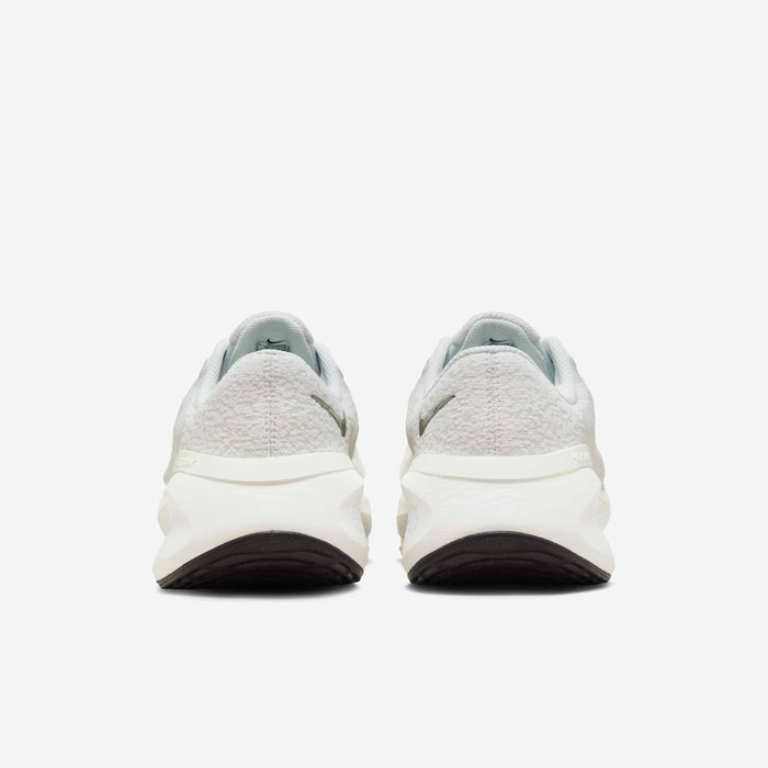 Nike Versair Premium