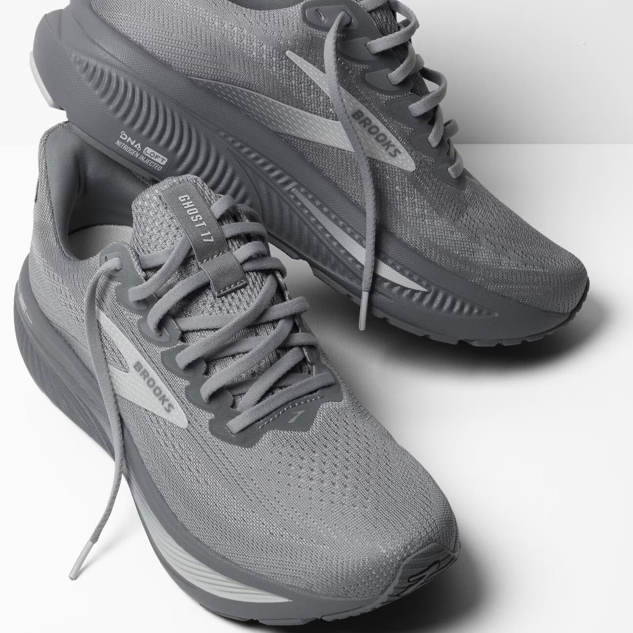 Brooks Ghost 17