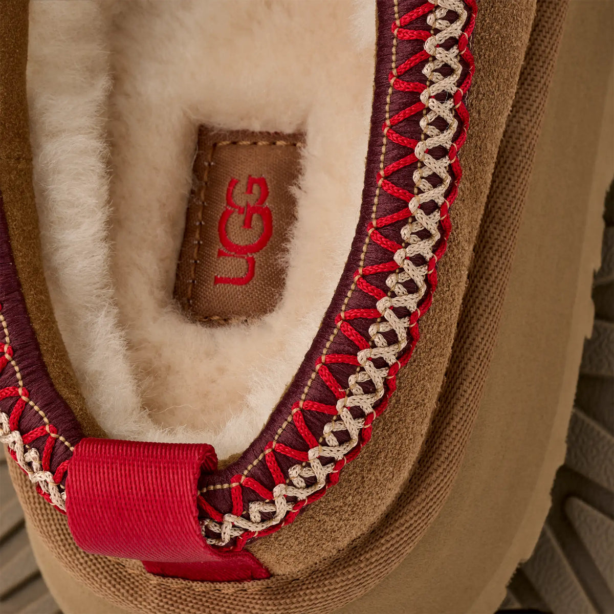 UGG Tazz II