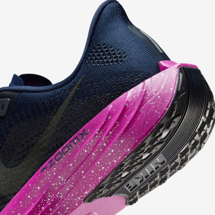 Nike Pegasus Plus SE