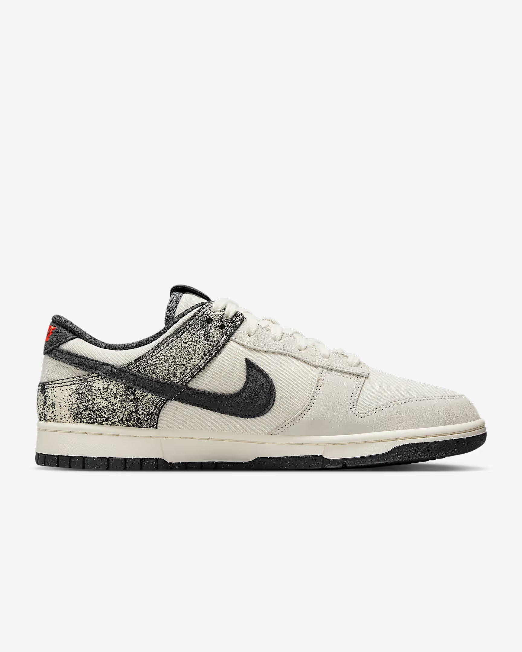 Nike Dunk Low Retro SE