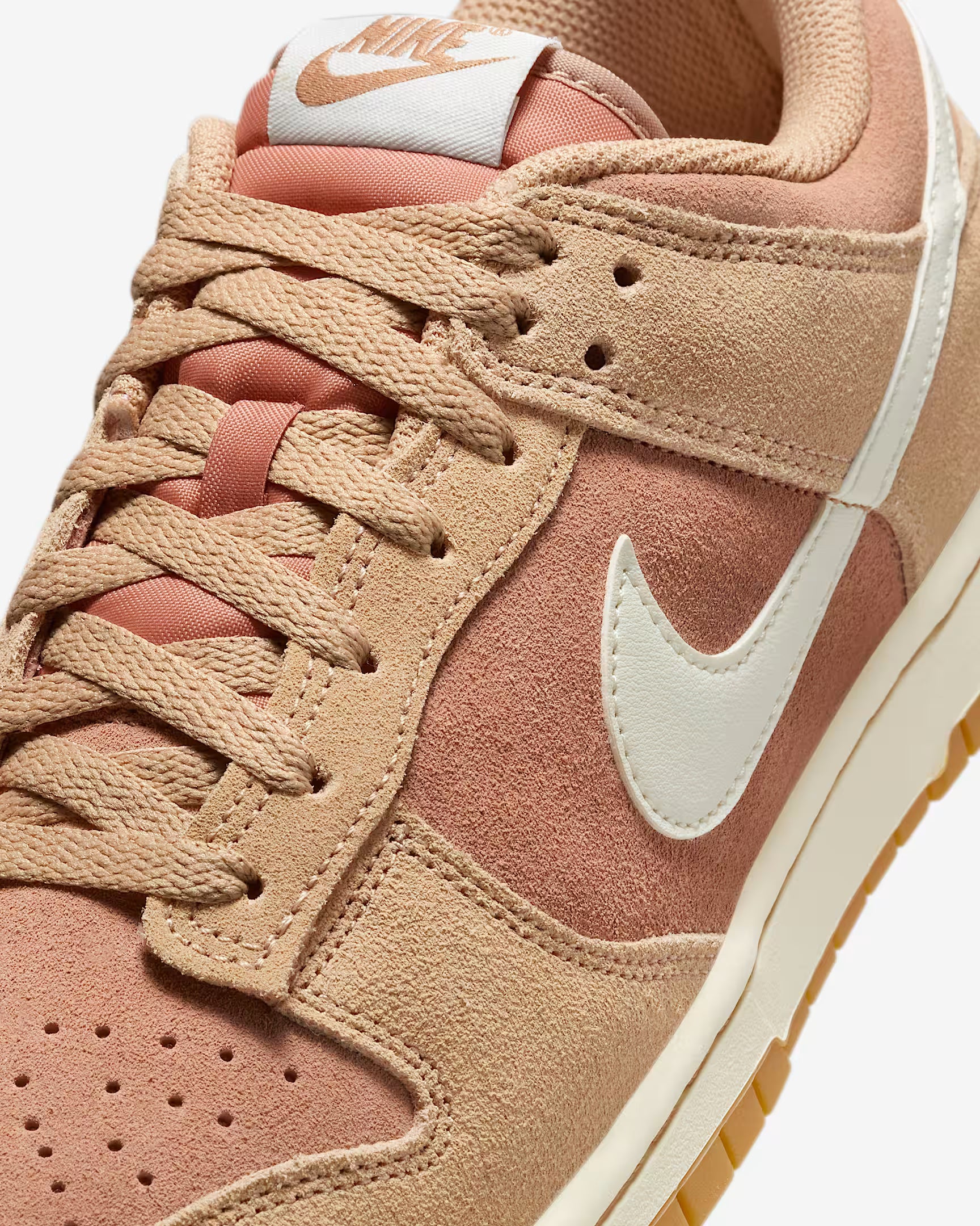 Nike Dunk Low Retro SE