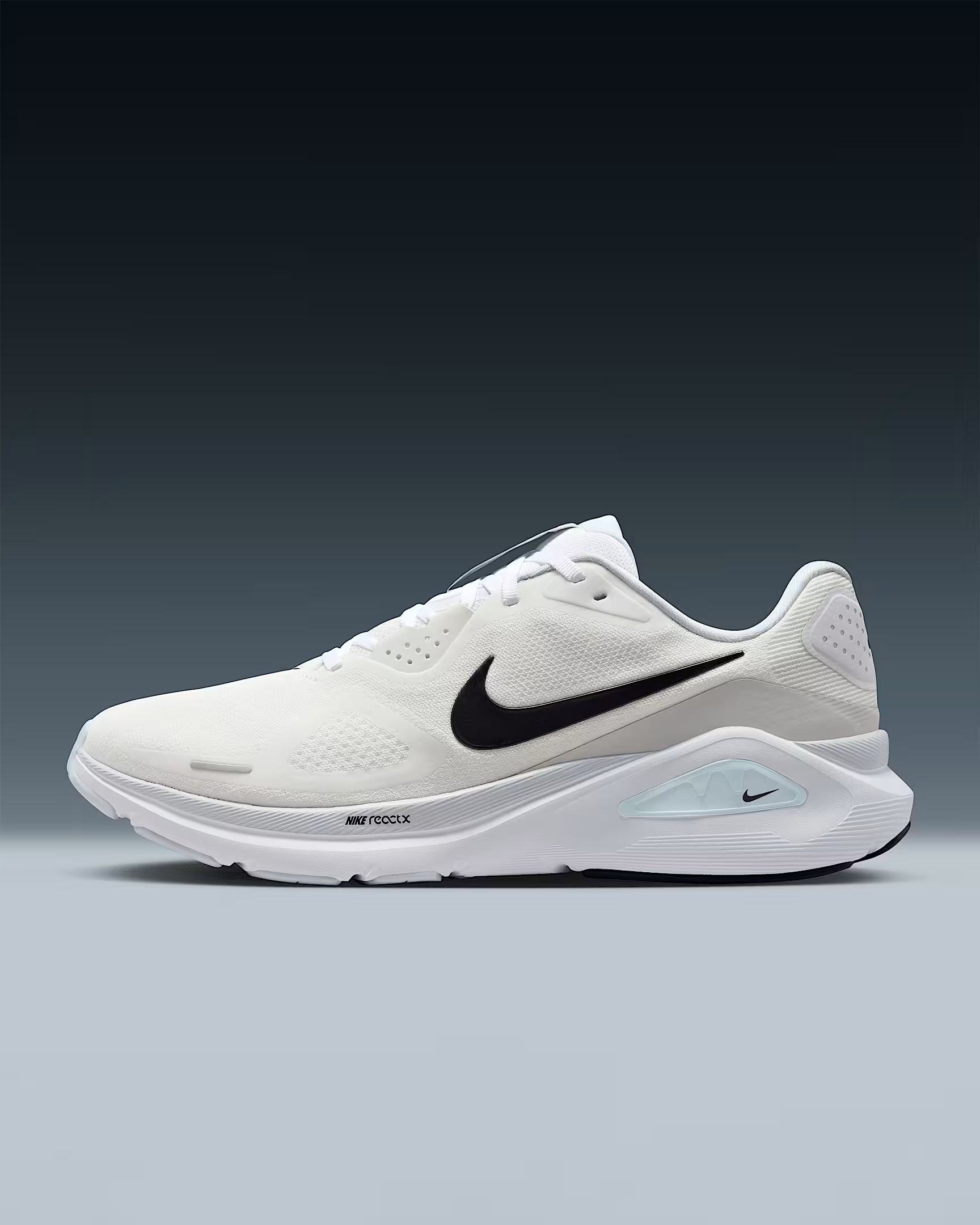 Nike Structure 26