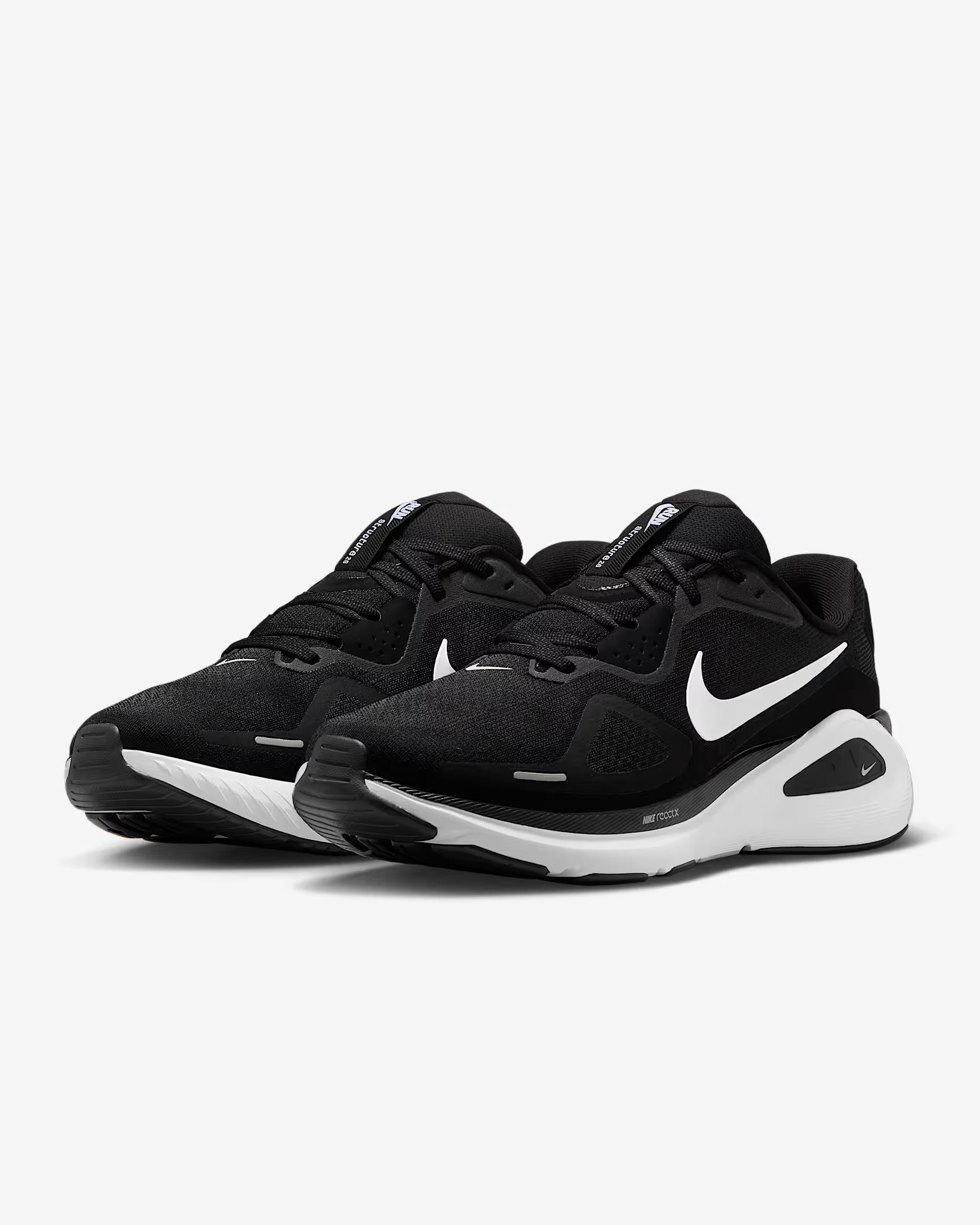 Nike Structure 26