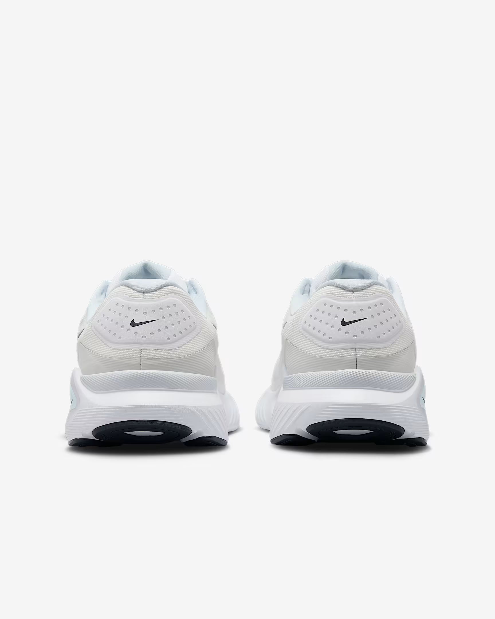 Nike Structure 26
