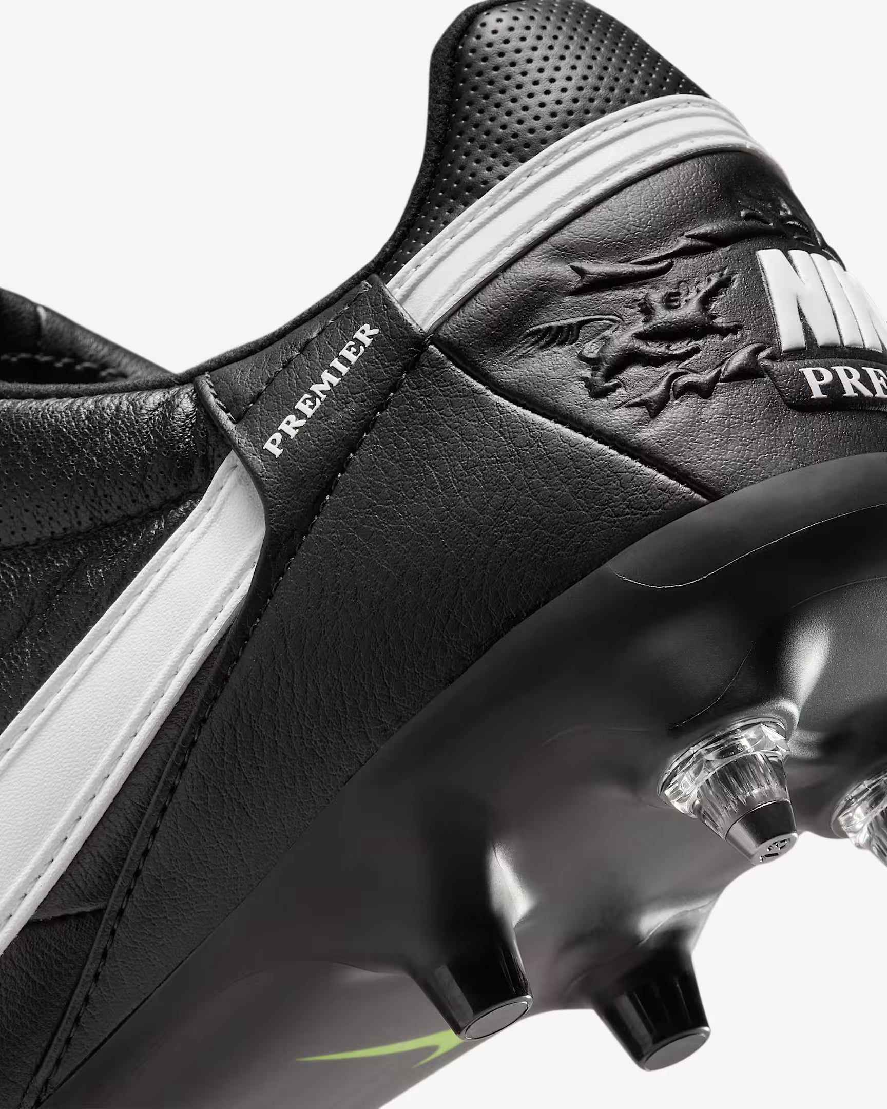 Nike Premier 3