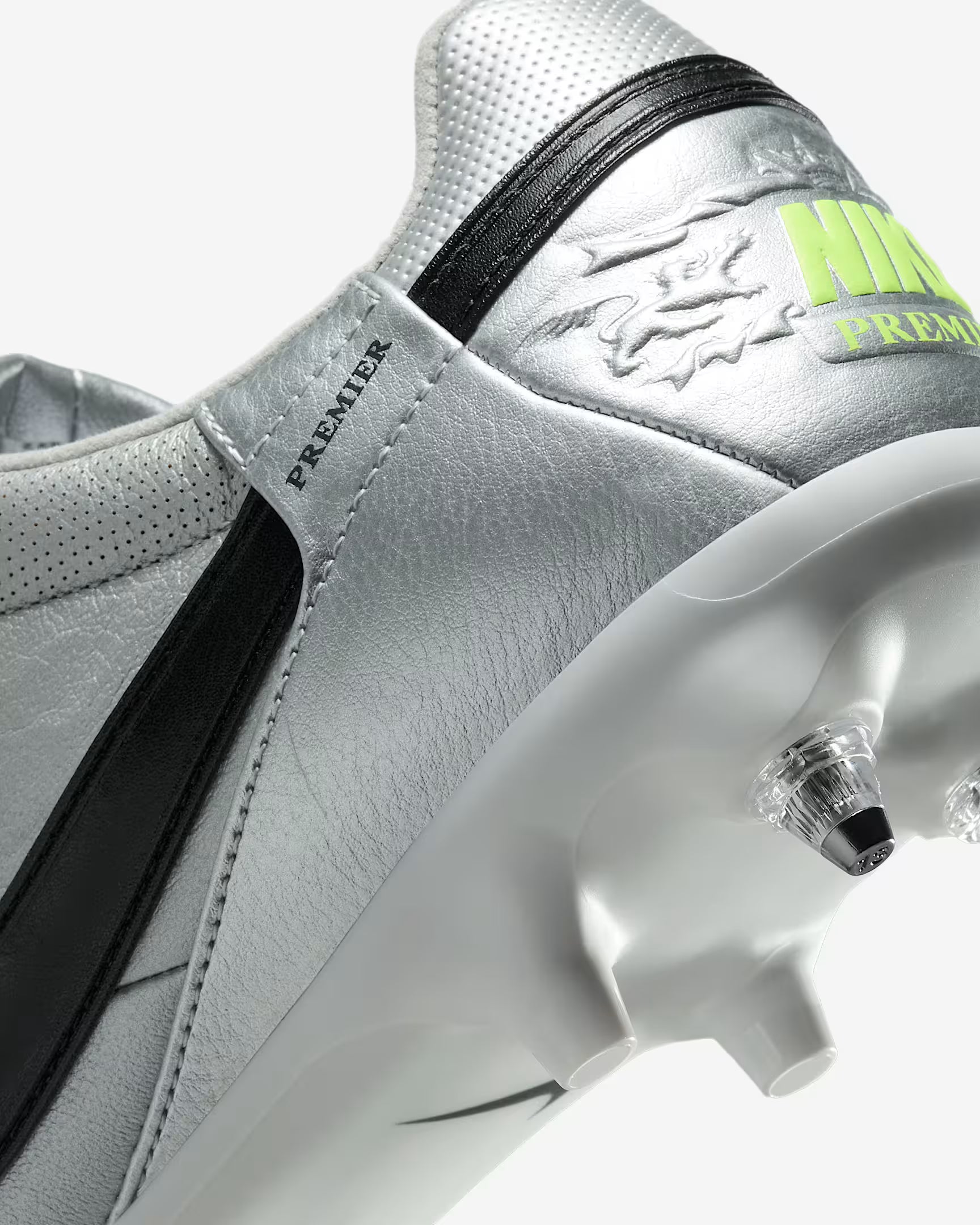 Nike Premier 3
