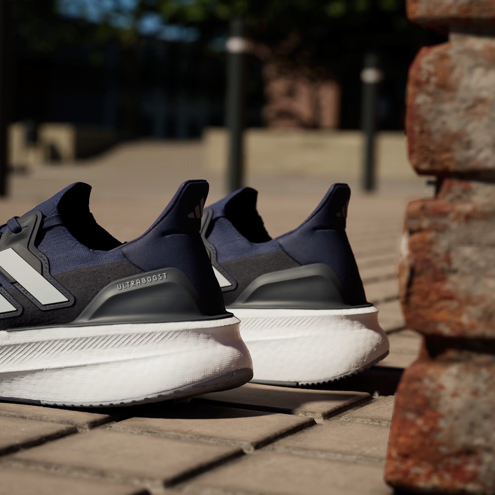 Adidas Ultraboost 5