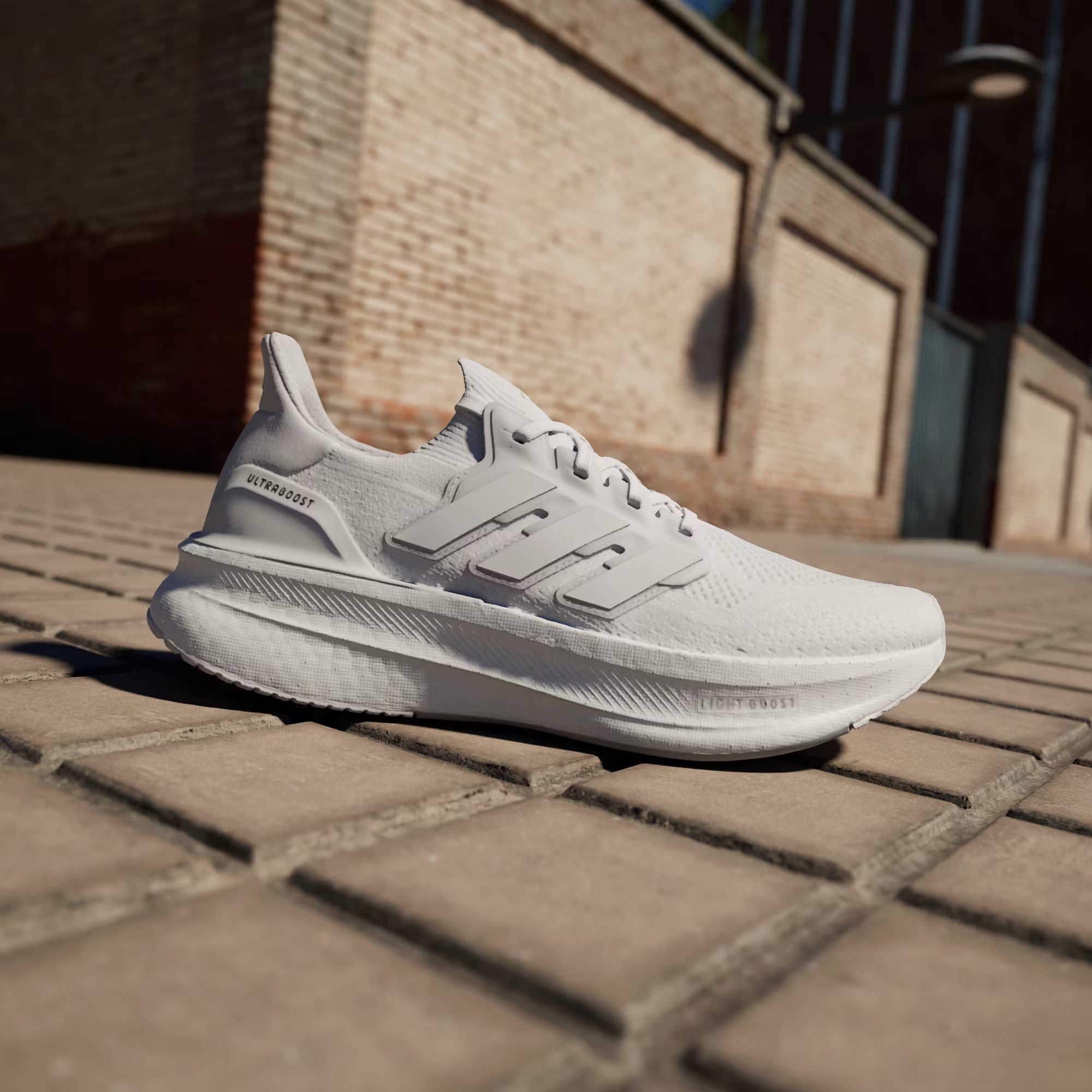 Adidas Ultraboost 5