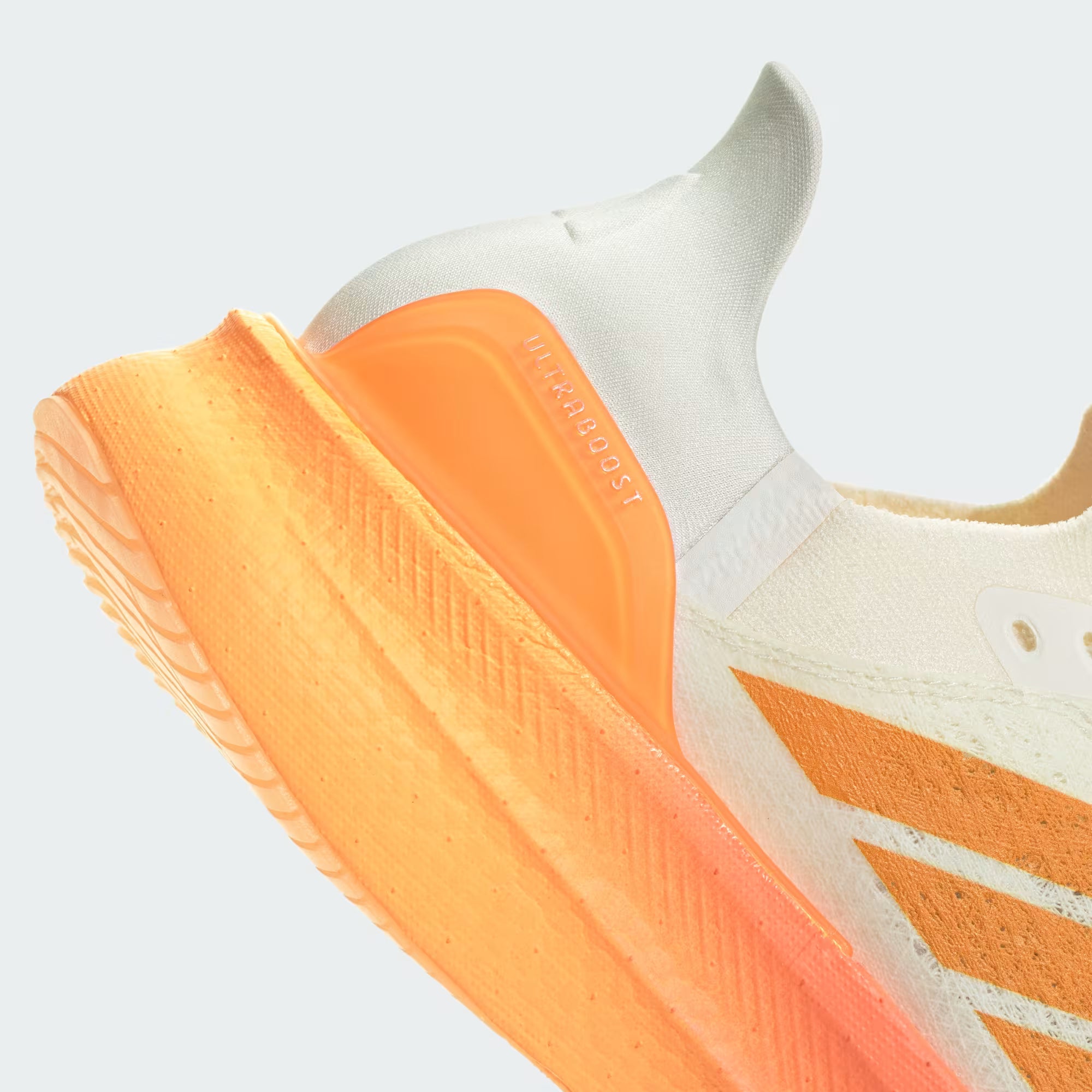 Adidas Ultraboost 5 Strung