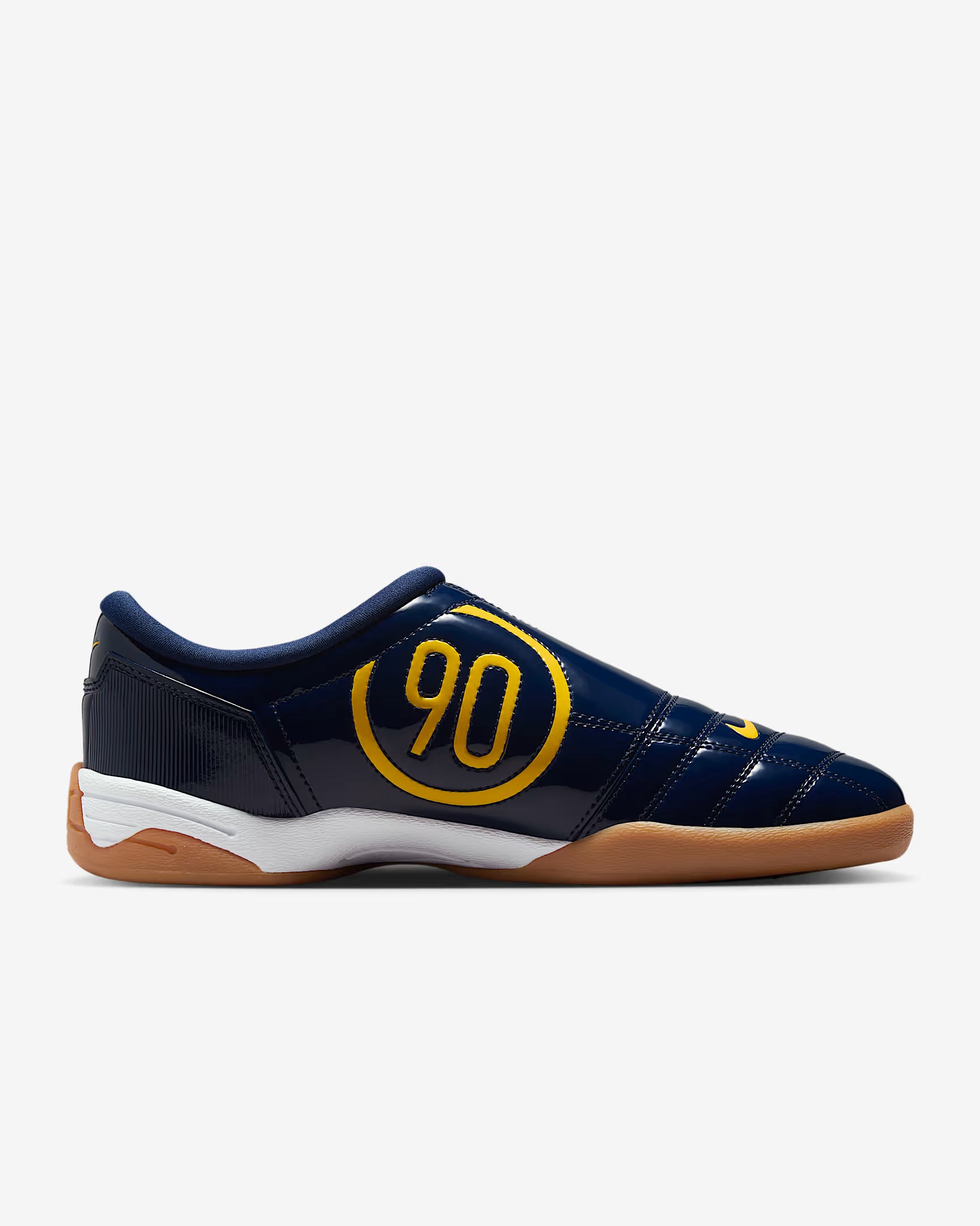 Nike Total 90