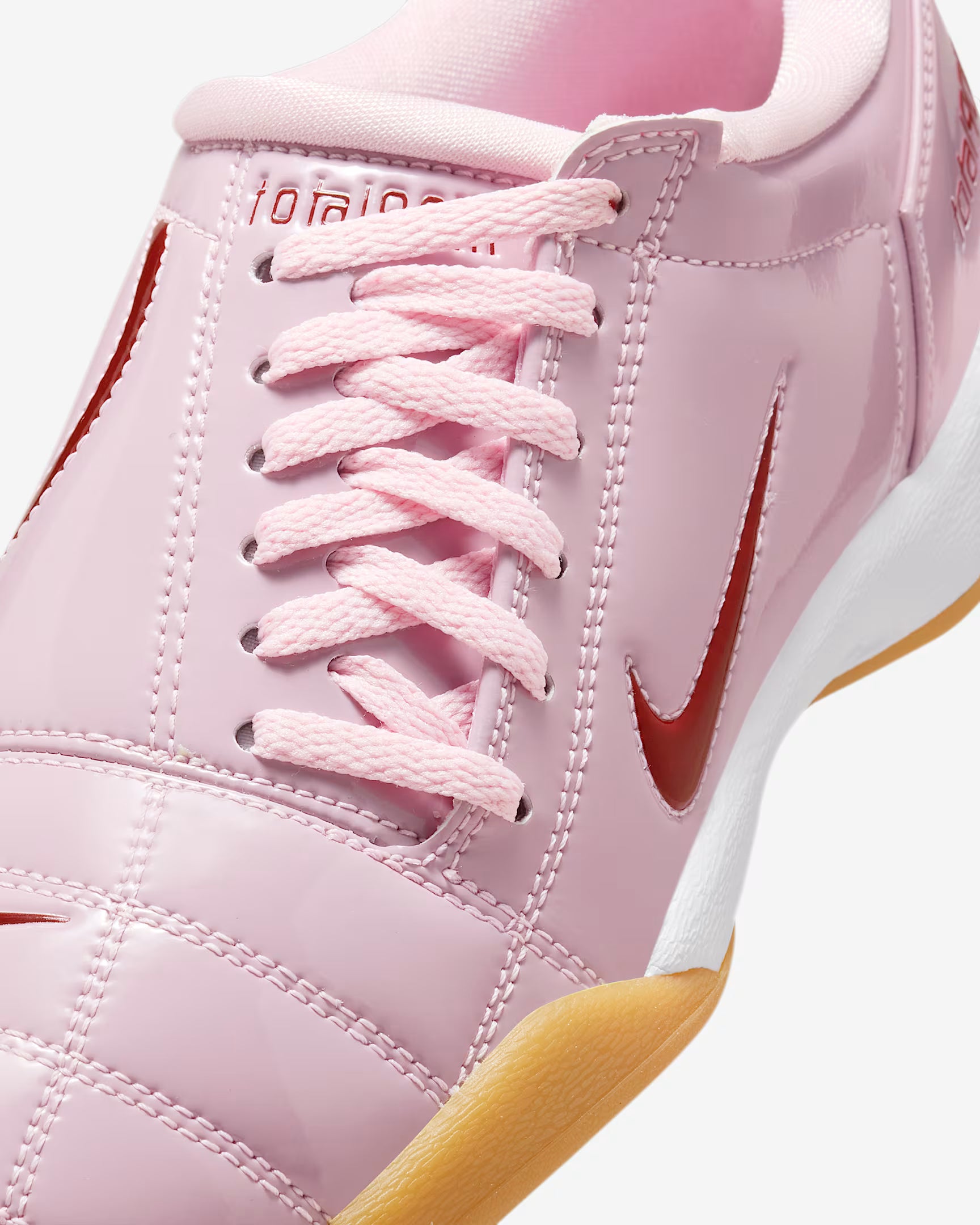 Nike Total 90