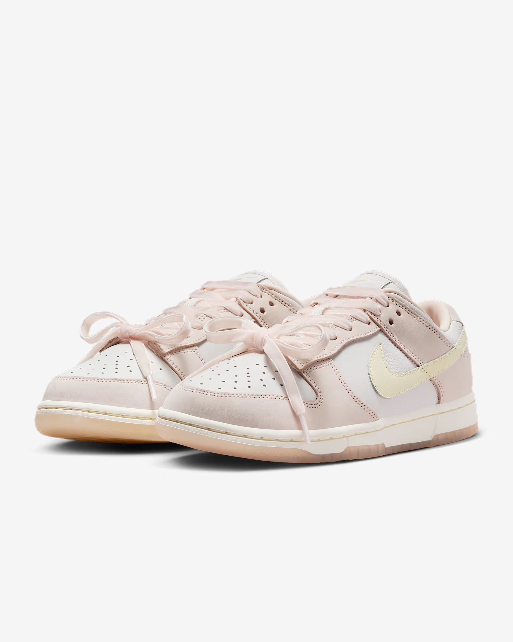 Nike Dunk Low Premium