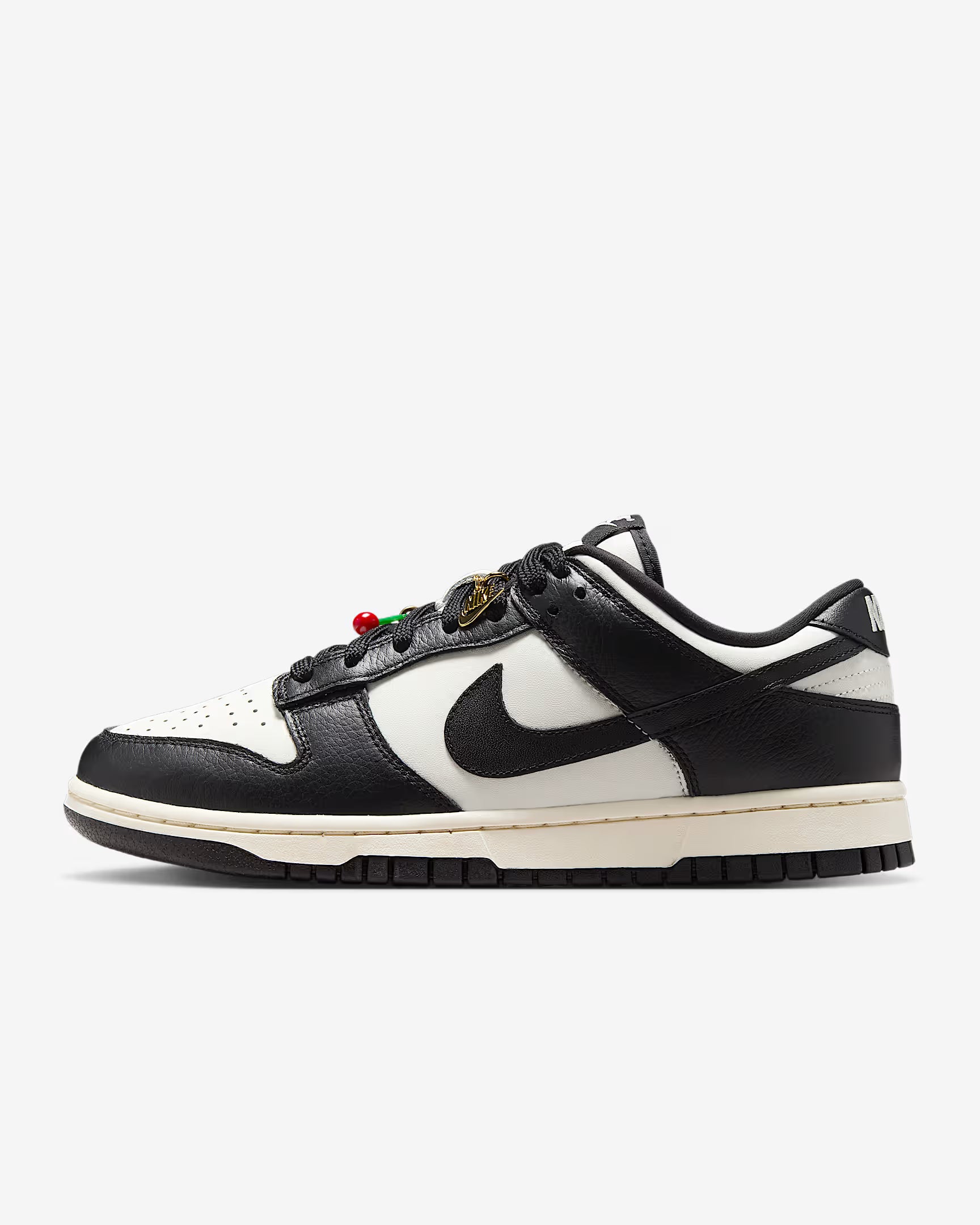 Nike Dunk Low SE