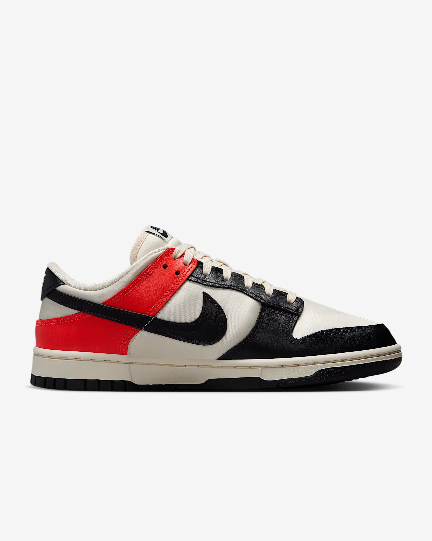 Nike Dunk Low SE