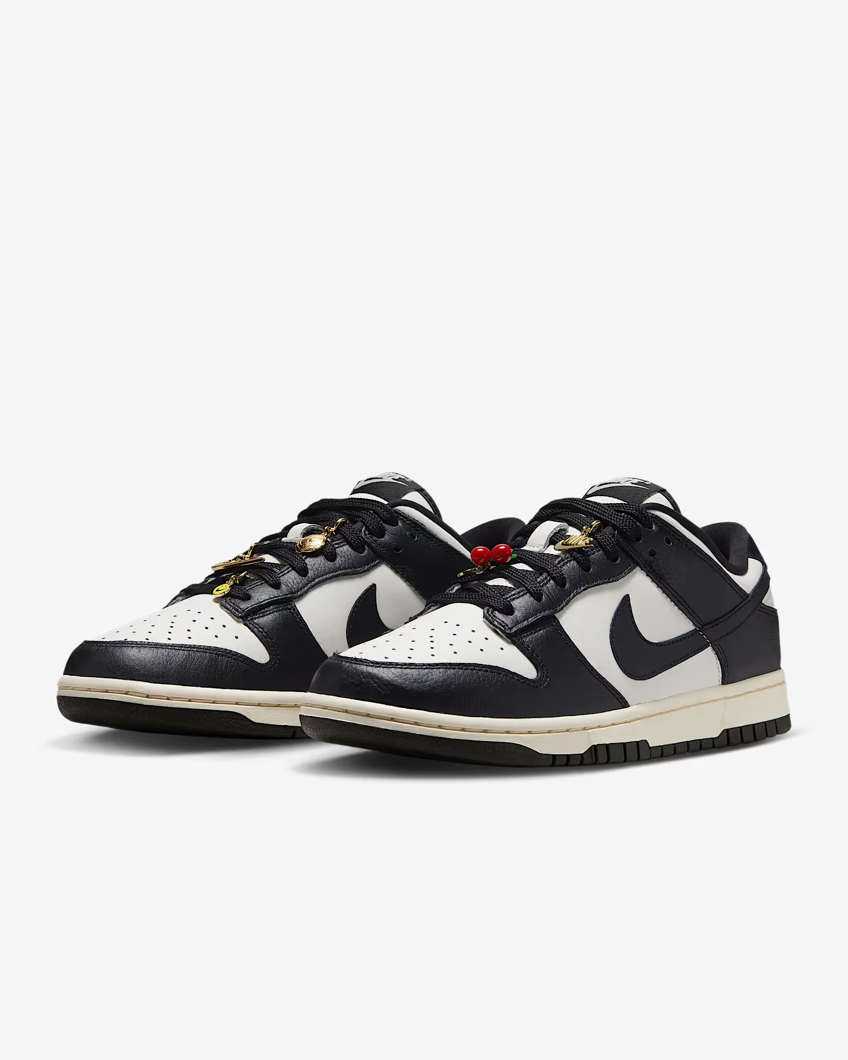 Nike Dunk Low SE