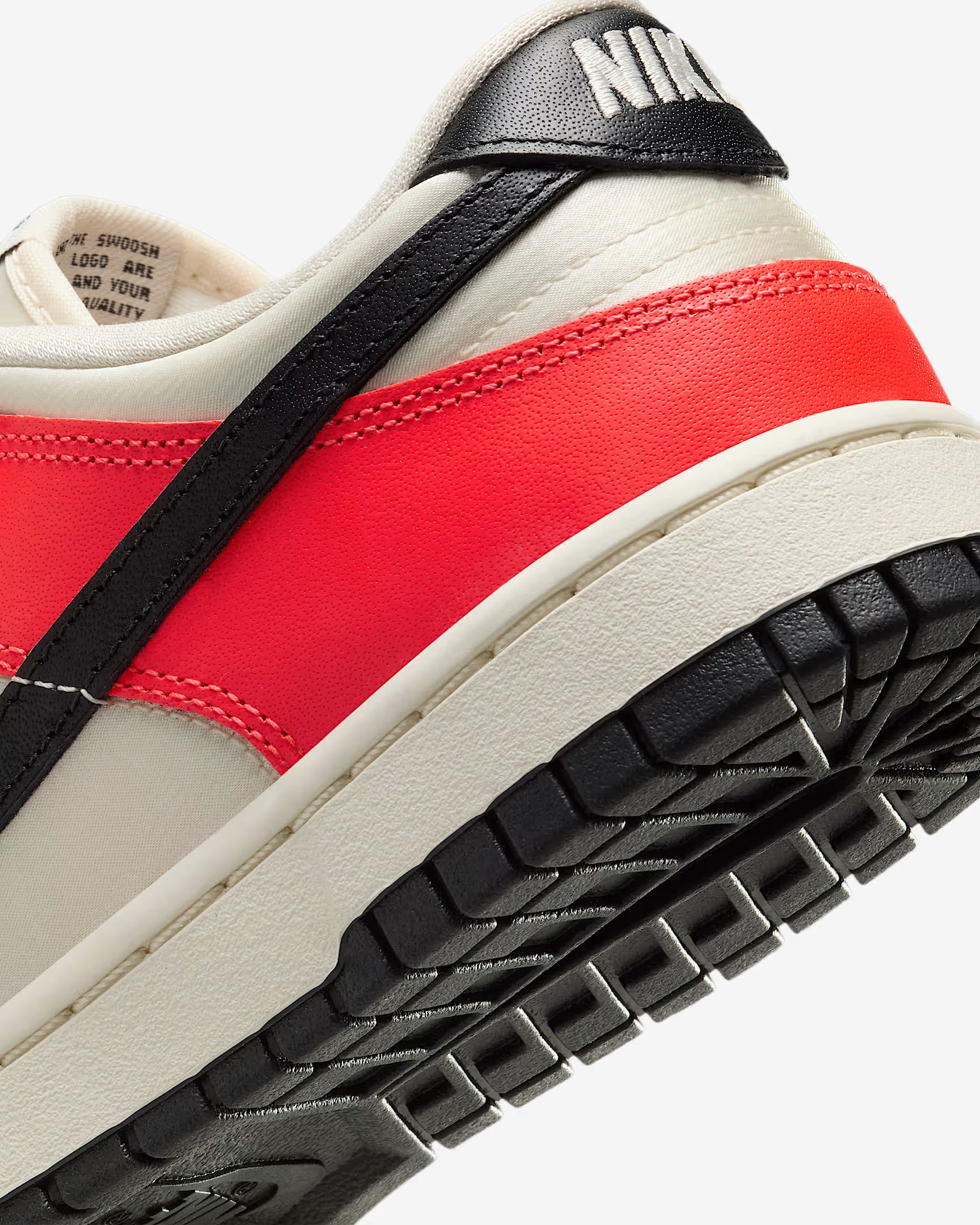 Nike Dunk Low SE