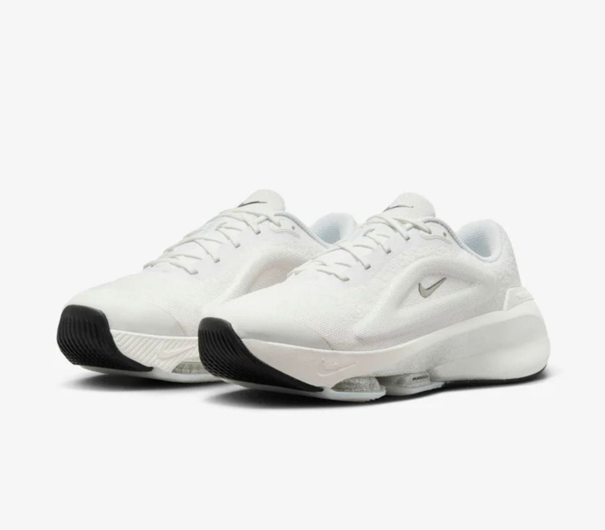 Nike Versair Premium