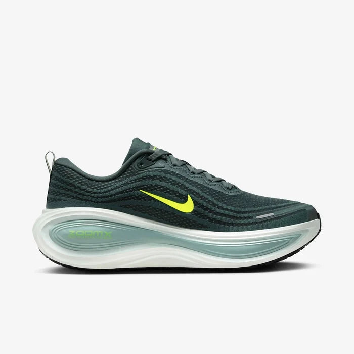 Nike Vomero Plus