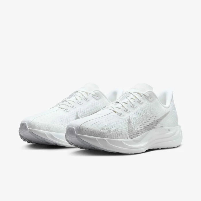 Nike Pegasus Plus