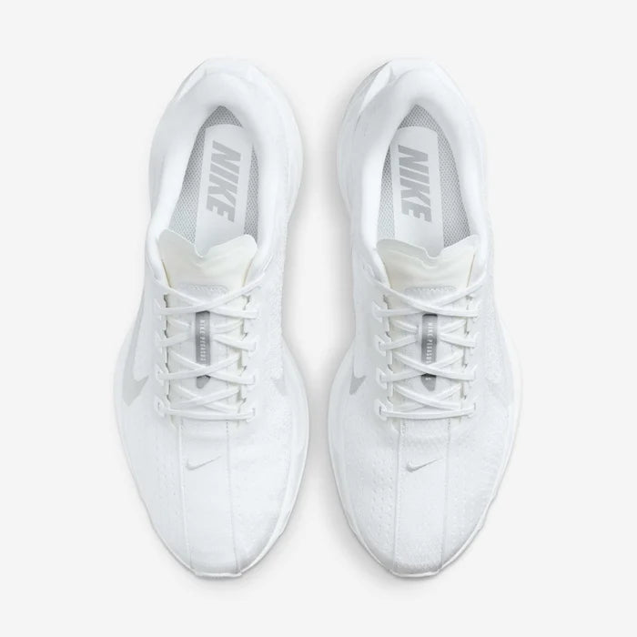 Nike Pegasus Plus